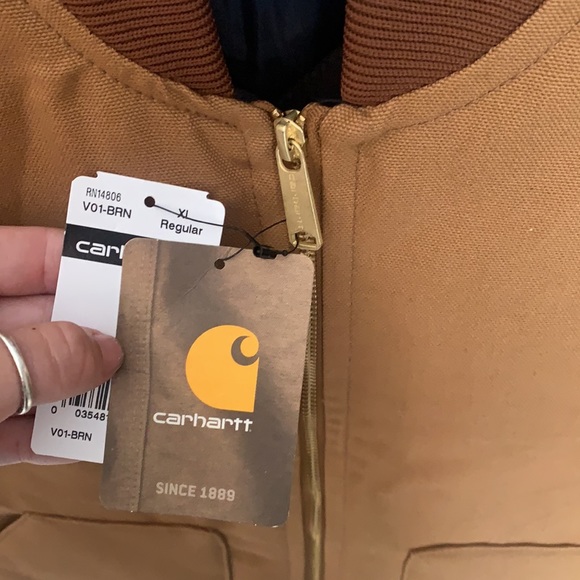 Men’s XL Carhartt Vest Never Used - Picture 2 of 2